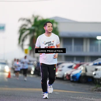 Runner Photo 7920805