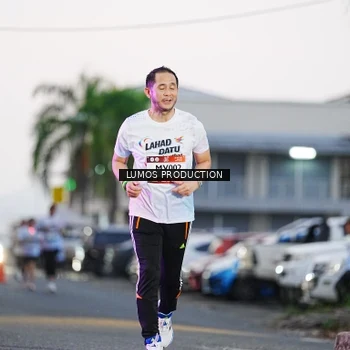 Runner Photo 7920830