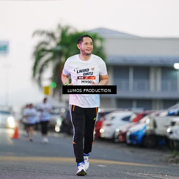 Runner Photo 7920909