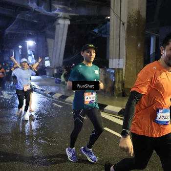 Runner Photo 7920916