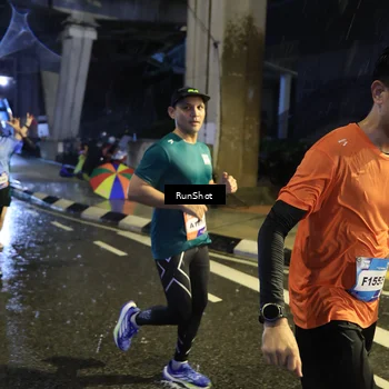 Runner Photo 7920948