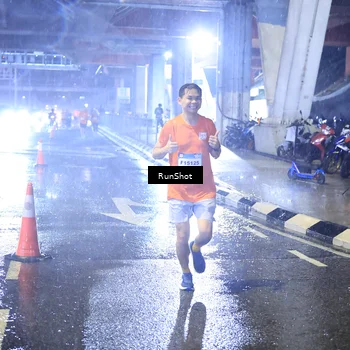 Runner Photo 7920989