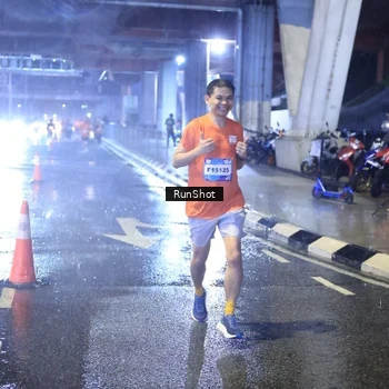 Runner Photo 7920998