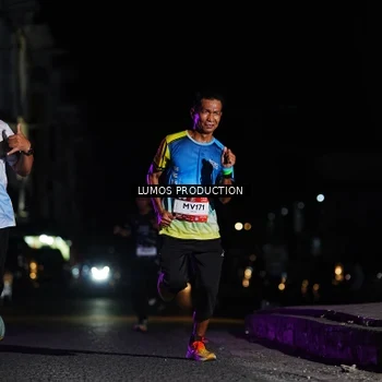 Runner Photo 7920999