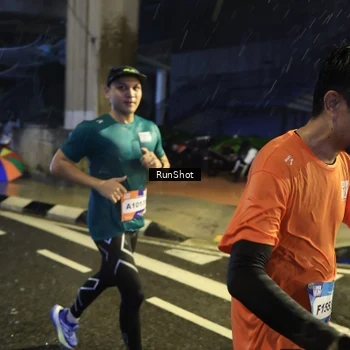 Runner Photo 7921011