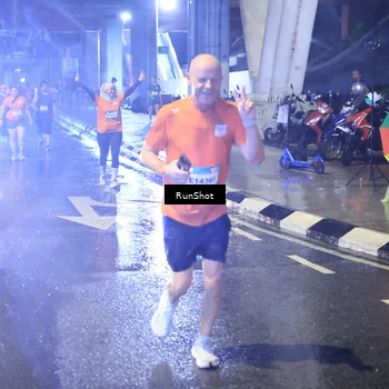 Runner Photo 7921015
