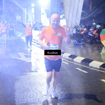 Runner Photo 7921018