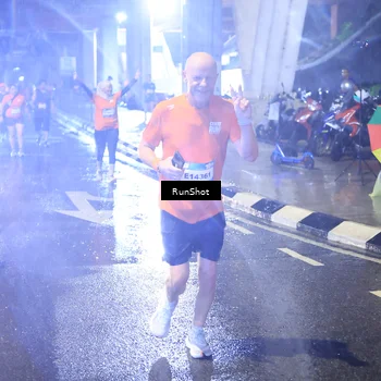 Runner Photo 7921051