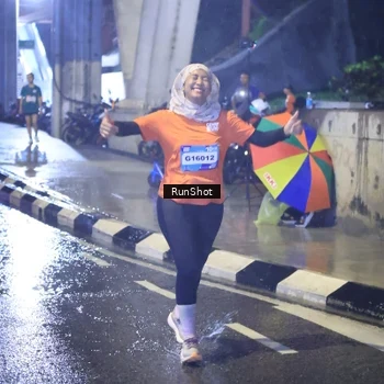 Runner Photo 7921062