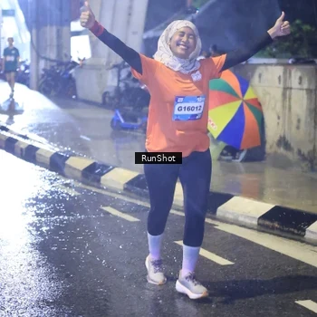 Runner Photo 7921071