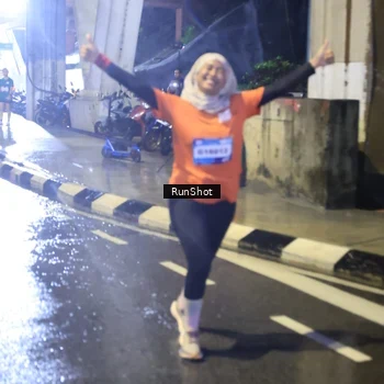Runner Photo 7921083