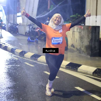 Runner Photo 7921084