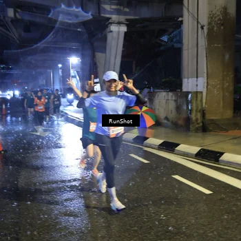 Runner Photo 7921087