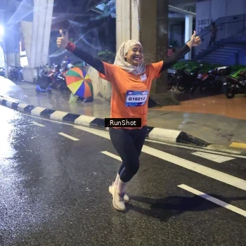 Runner Photo 7921104