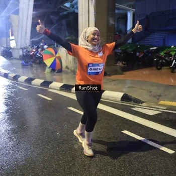 Runner Photo 7921106