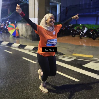 Runner Photo 7921111
