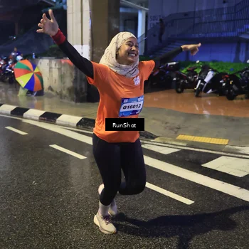Runner Photo 7921113