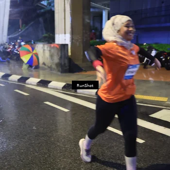 Runner Photo 7921115