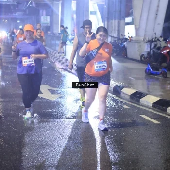 Runner Photo 7921119