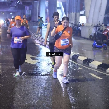 Runner Photo 7921125