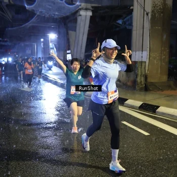 Runner Photo 7921130
