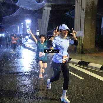 Runner Photo 7921138
