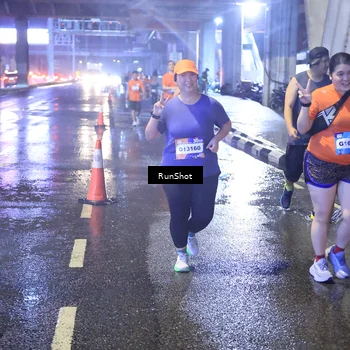 Runner Photo 7921140