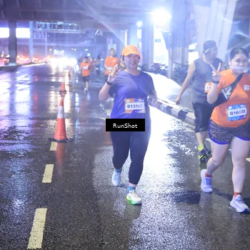 Runner Photo 7921143