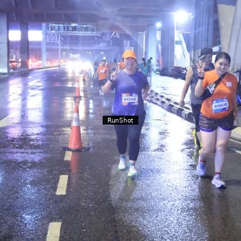 Runner Photo 7921146