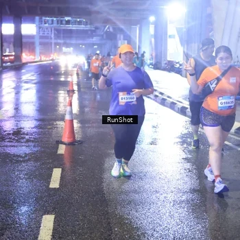 Runner Photo 7921147