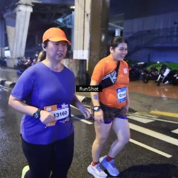 Runner Photo 7921167