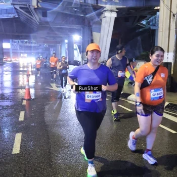 Runner Photo 7921185