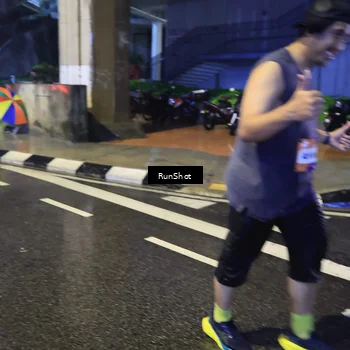 Runner Photo 7921191