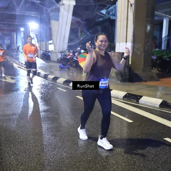 Runner Photo 7921203