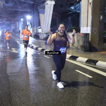 Runner Photo 7921211