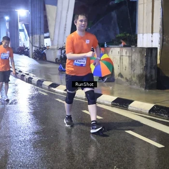 Runner Photo 7921225