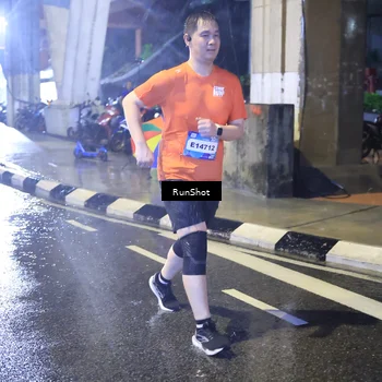 Runner Photo 7921235