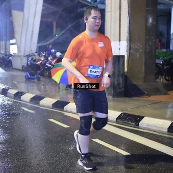 Runner Photo 7921236