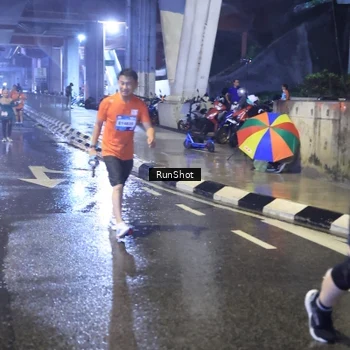 Runner Photo 7921239
