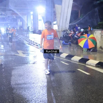 Runner Photo 7921241