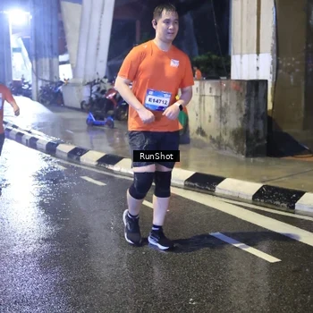 Runner Photo 7921251