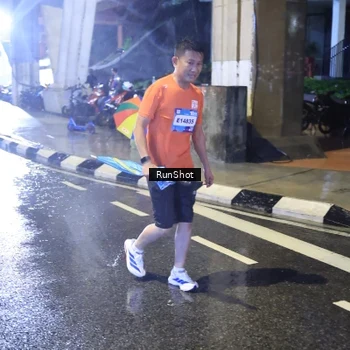Runner Photo 7921252