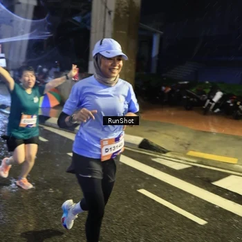 Runner Photo 7921256