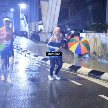 Runner Photo 7921261