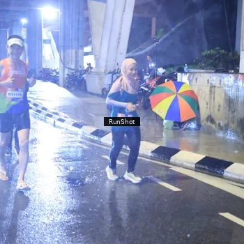 Runner Photo 7921262