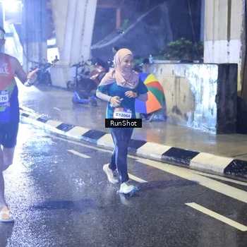 Runner Photo 7921272