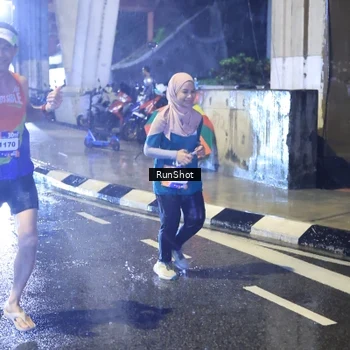 Runner Photo 7921274