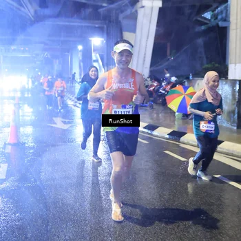 Runner Photo 7921279