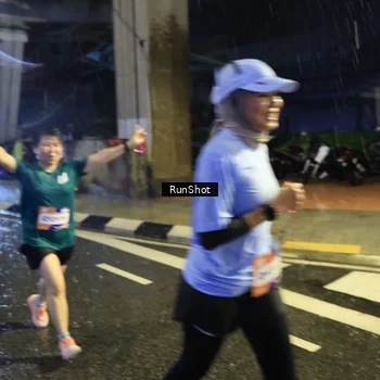 Runner Photo 7921281