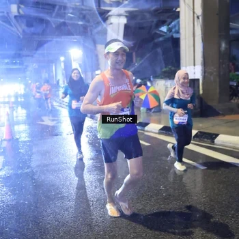 Runner Photo 7921288